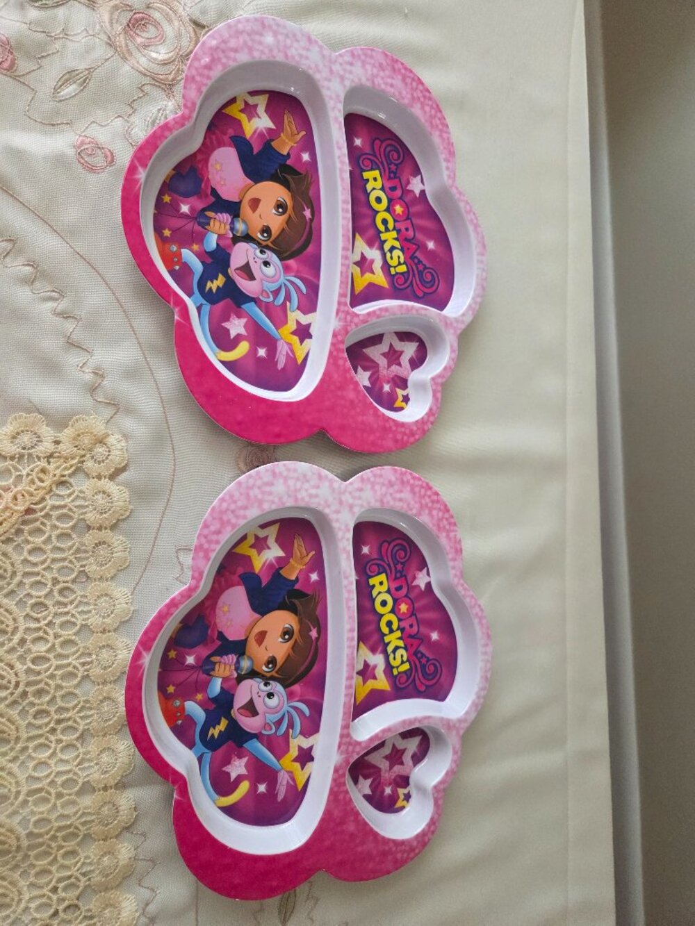 Set of 2 Dora Rocks from Dora the Explorer Cartoon